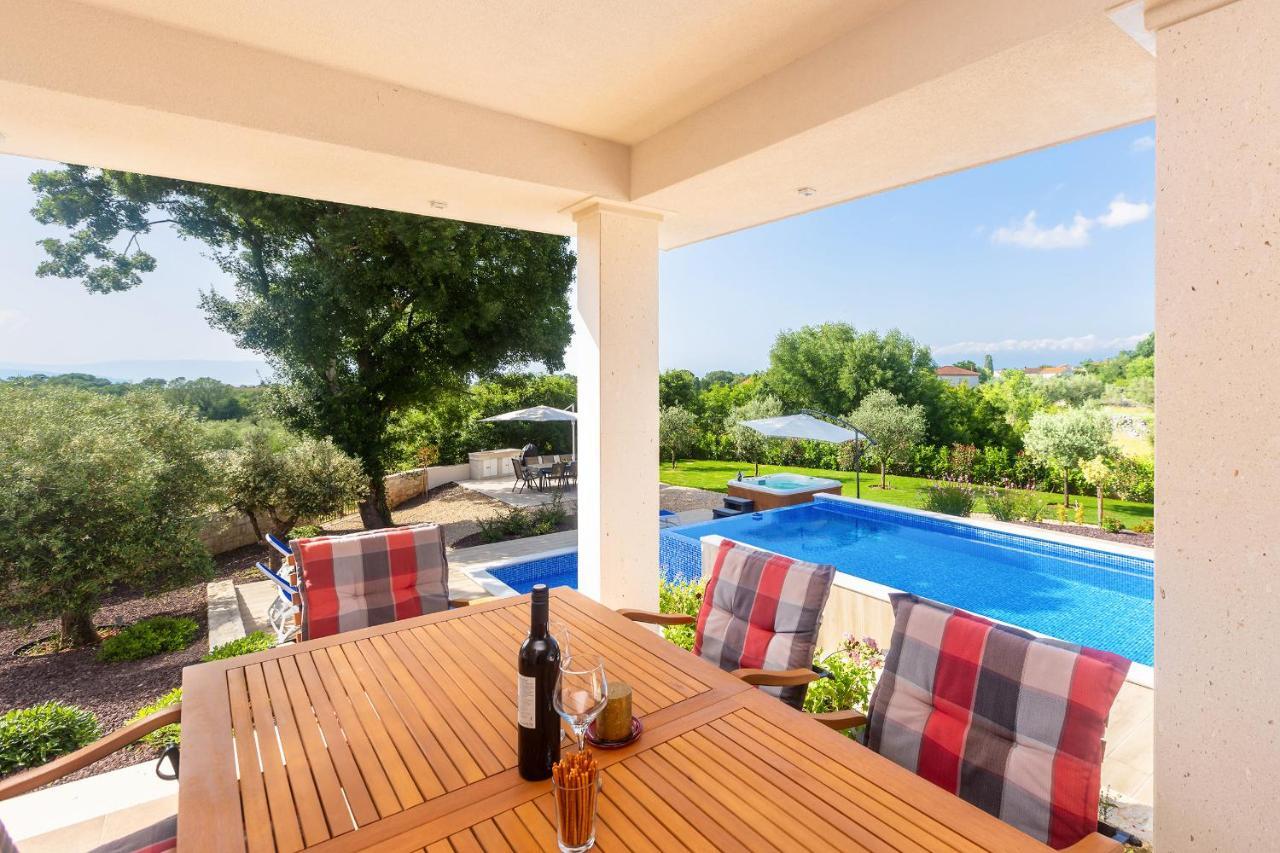 Villa Roko Malinska Εξωτερικό φωτογραφία